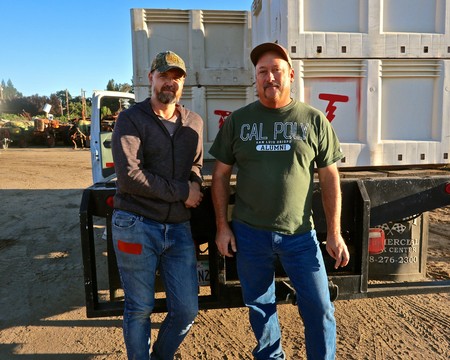 con's Birk O'Halloran and Galen Schmiedt during the 2022 harvest of the Schmiedt family's 1902 Zinfandel block.